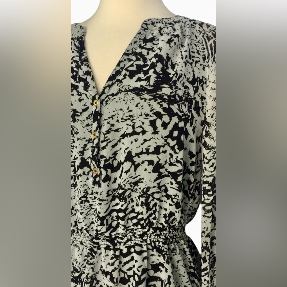 CALVIN KLEIN ๐SMALL๐BLACK & GREY LONG SLEEVED CHIFFON V NECK PEPLUM BLOUSE - Picture 9 of 15